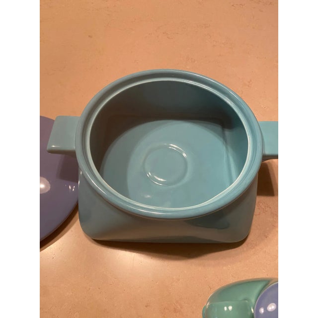 Rare, Never-Used Lindt Stymeist Colorways Serveware Set of 4 - Memphis Postmodern Japan For Sale - Image 12 of 13