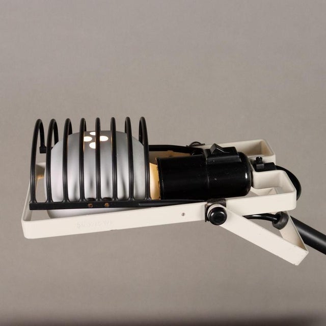 Sintesi Morsetto Lamp attributed to Ernesto Gismondi for Artemide, 1970s-1980s For Sale - Image 3 of 10