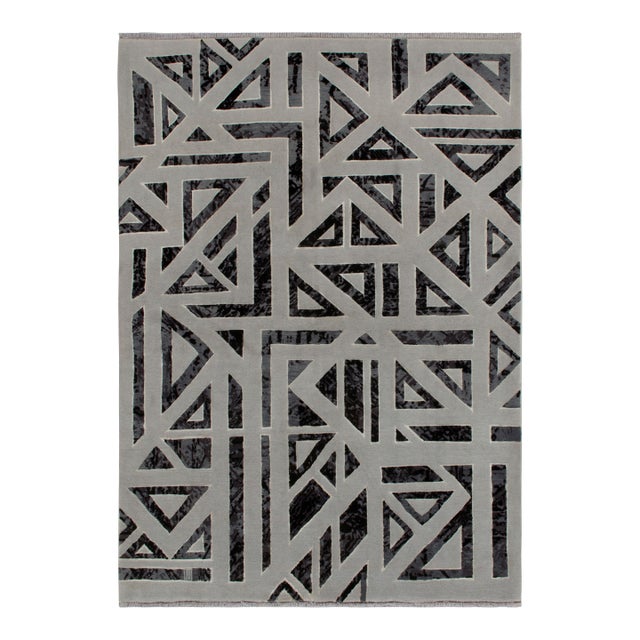 Rug & Kilim’s Art Deco Style Modern Rug in Gray, Black Geometric Pattern For Sale