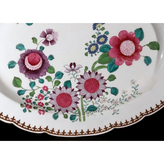 Barr, Flight & Barr Worcester Porcelain Serving Dishes, Famille Rose Taste For Sale - Image 9 of 14