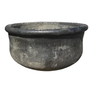 Kamun Black Earth Ware Vintage Pot Planter