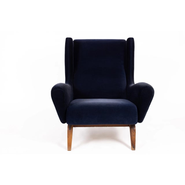Model 11 High Wingback Lounge Chair by Illum Wikkelsø, 1950s For Sale - Image 4 of 5