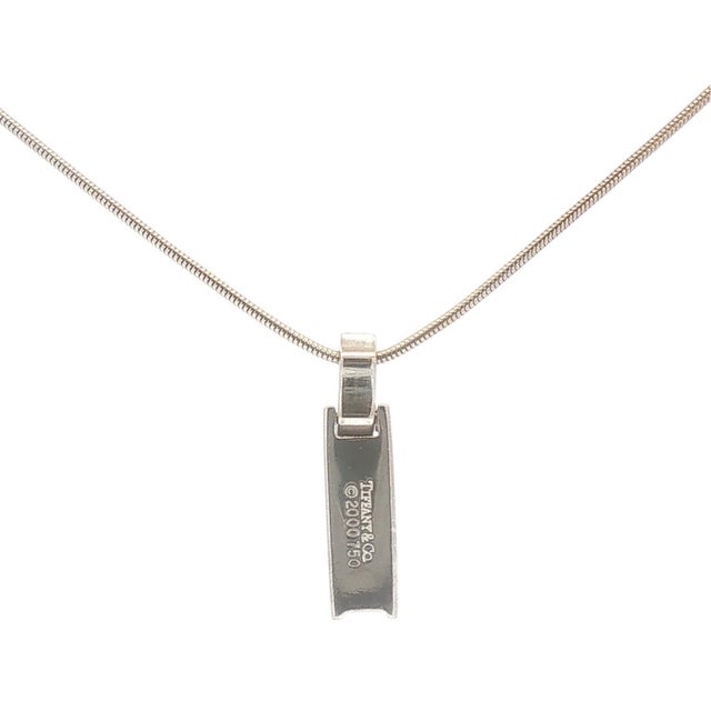 Contemporary Late 20th Century Tiffany & Co. 18k White Gold Atlas Pendant on Chain For Sale - Image 3 of 4