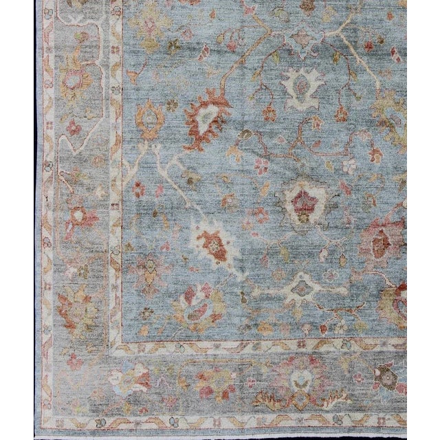 Silver, red, light blue and silver Angora Oushak rug from Turkey. Keivan Woven Arts / rug AN-134592, country of origin /...