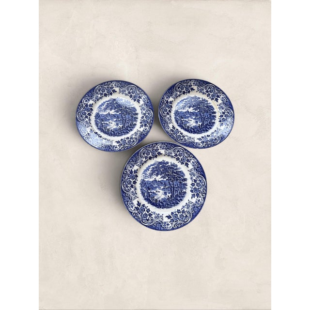 Vintage English Blue & White Transferware Broadhurst Staffordshire Ironstone Dinner Plates, Set of 3 For Sale - Image 4 of 7