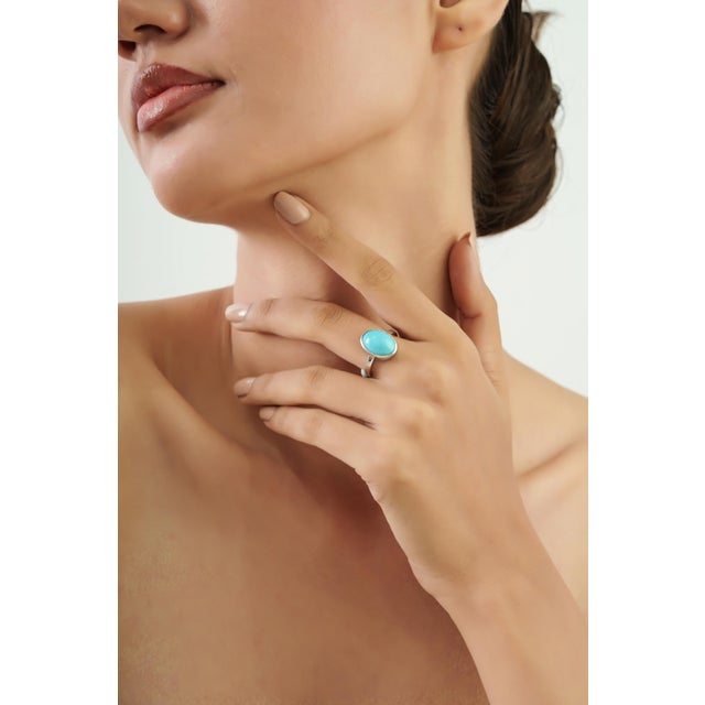Minimalist 4.7 Ct Oval Turquoise Bezel Set Solitaire Ring in 925 Sterling Silver Size 8 For Sale - Image 6 of 15