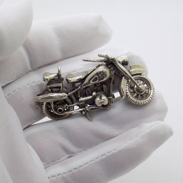 Vintage sculpture depicting an american motorcycle, handcrafted in italy between the 1970s and 1980s in genuine solid...