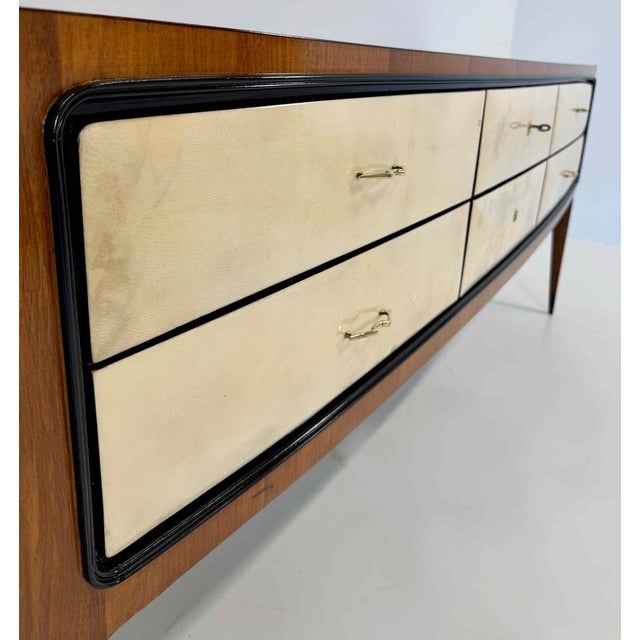 Italian Art Deco Dresser in Walnut and Parchment by Paolo Buffa, 1950s For Sale - Image 6 of 12