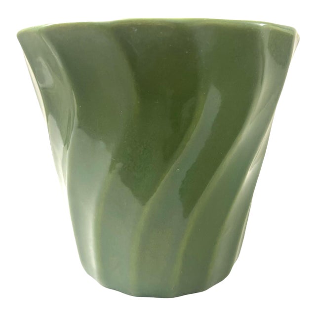 Vintage Mid Century Modern Ceramic Bauer Swirl Green Planter, 1950s Los Angeles For Sale