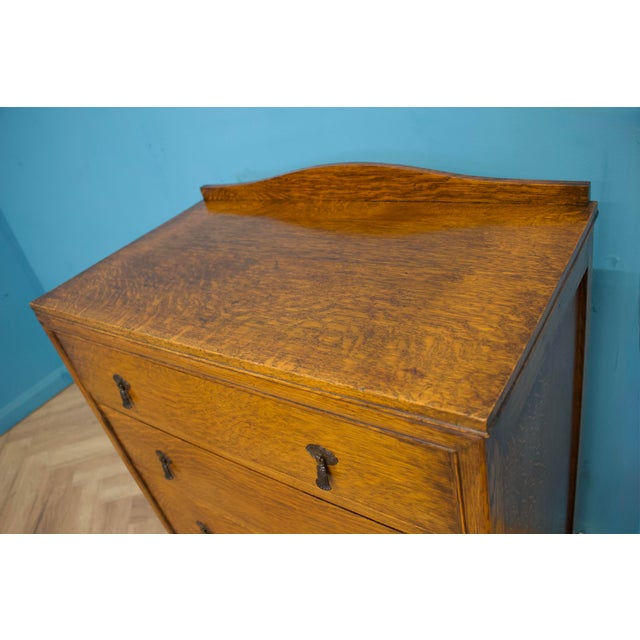 Antique Vintage Edwardian Arts and Crafts Chest of Drawers in Oak, 1900s For Sale - Image 6 of 8