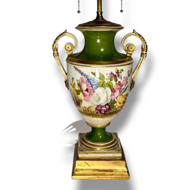 19th Century Old Paris Porcelain Urn Table Lamp. For Sale In West Palm - Image 6 of 16