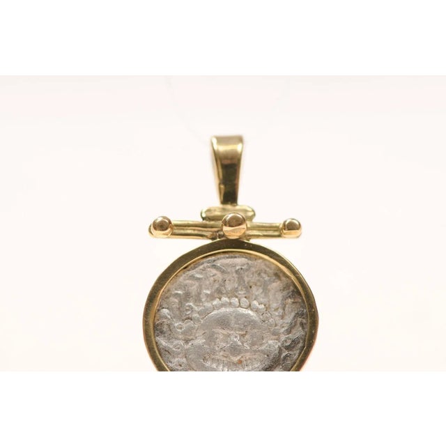 Metal Silver Drachm Gorgon Pendant Trimmed in 18K Gold For Sale - Image 7 of 12