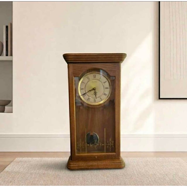 Vintage Seth Thomas Westminster Whittington clock that can be displayed on the wall or standing on a shelf/mantle....