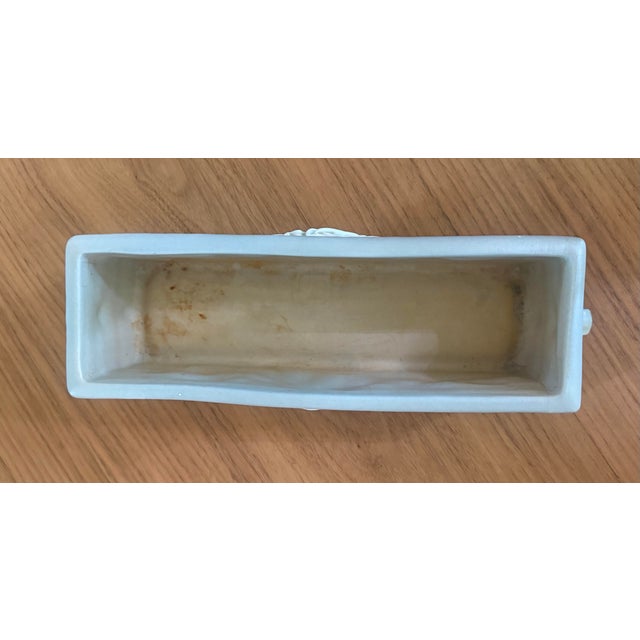 Mid 20th Century Vintage Roseville Pottery “Gardenia” Window Box Planter, Green, Shape 668-8 For Sale - Image 5 of 6