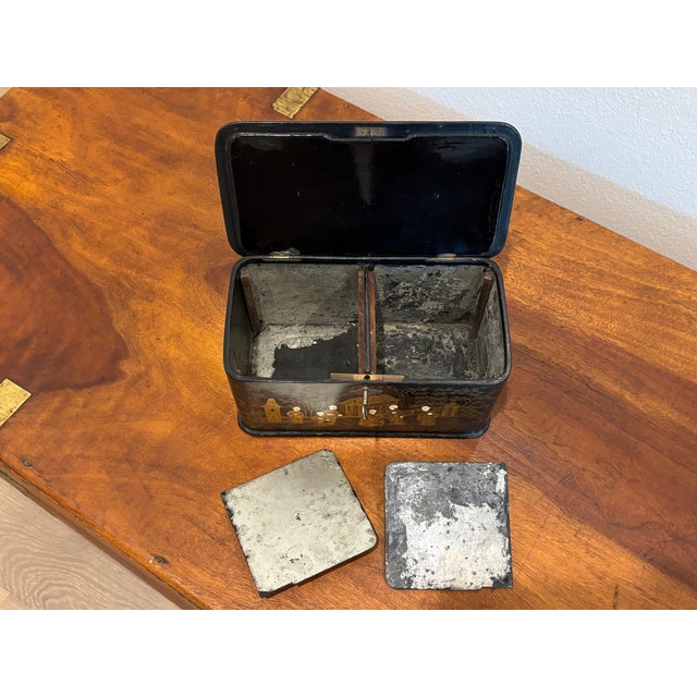 19th Century English Chinoiserie Papier-Maché Tea Caddy For Sale - Image 11 of 16