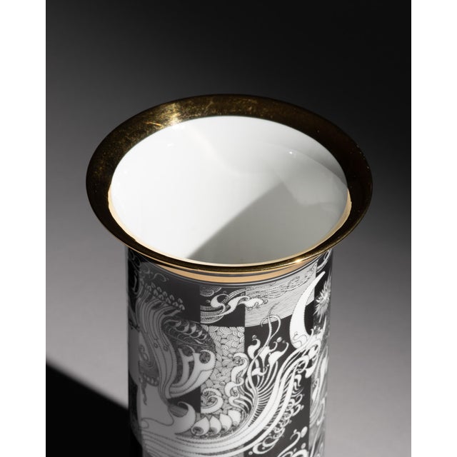 1980s Tall Vintage Black and White Graphic Art Vase, 1970s For Sale - Image 5 of 9