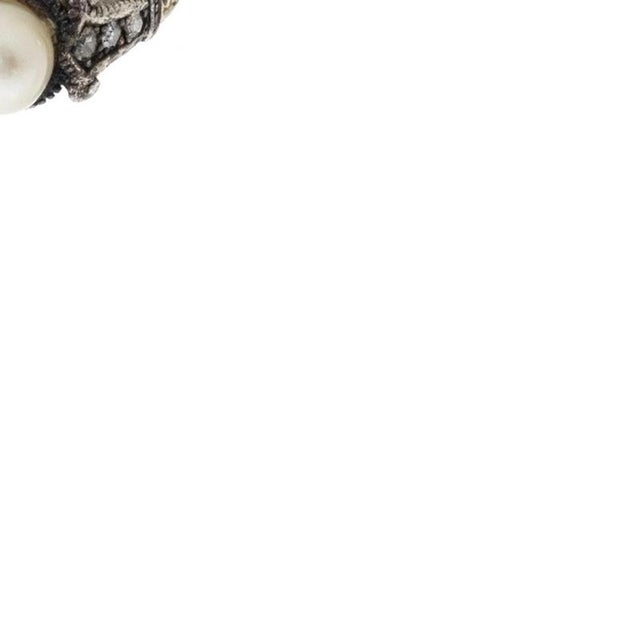 Ring in Silver and 19.2 Karat Gold with Pearl For Sale - Image 5 of 6