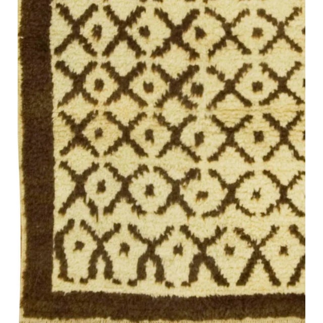 1960s Vintage Turkish Ivory Hand Knotted Tulu Area Rug, 3'6" X 5'11" For Sale - Image 4 of 5