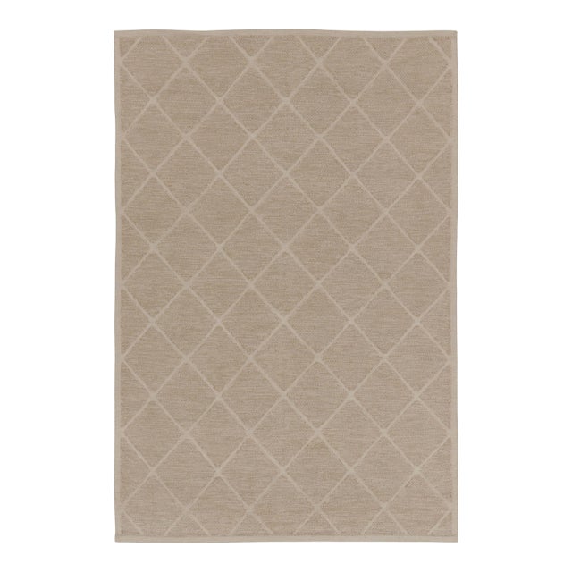 Rug & Kilim’s Scandinavian-Inspired Rug, Geometric Diamond Lattice in Beige For Sale