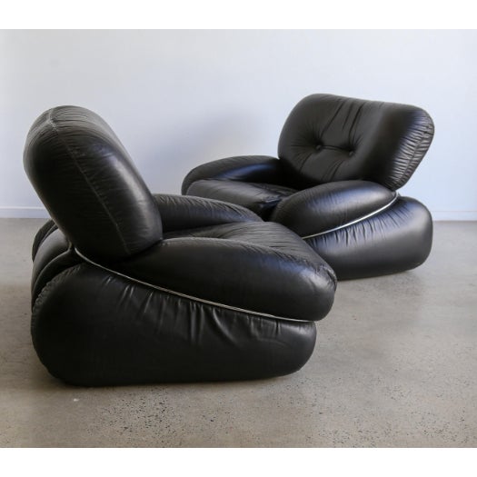 Modern 1970s Pair of Okay Armchairs by Adriano Piazzesi For Sale - Image 3 of 3