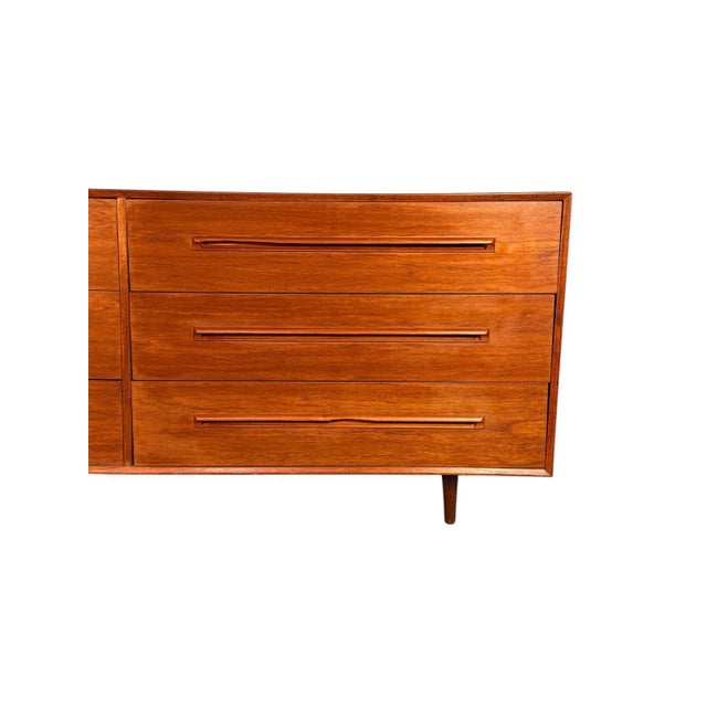 Westnofa Furniture Mid Century Modern Teak 6-Drawer Dresser by Westnofa of Sweden, Attributed For Sale - Image 4 of 16