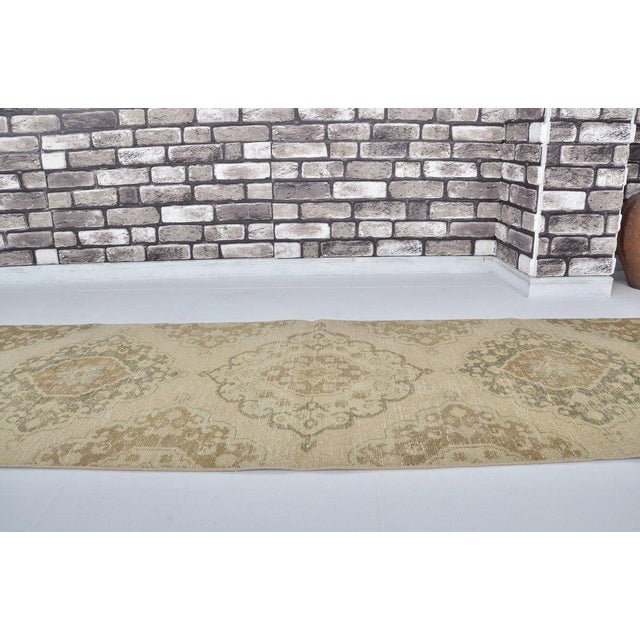 1950s 0ushak Vintage Handknotted Hallway Rug For Sale - Image 5 of 10