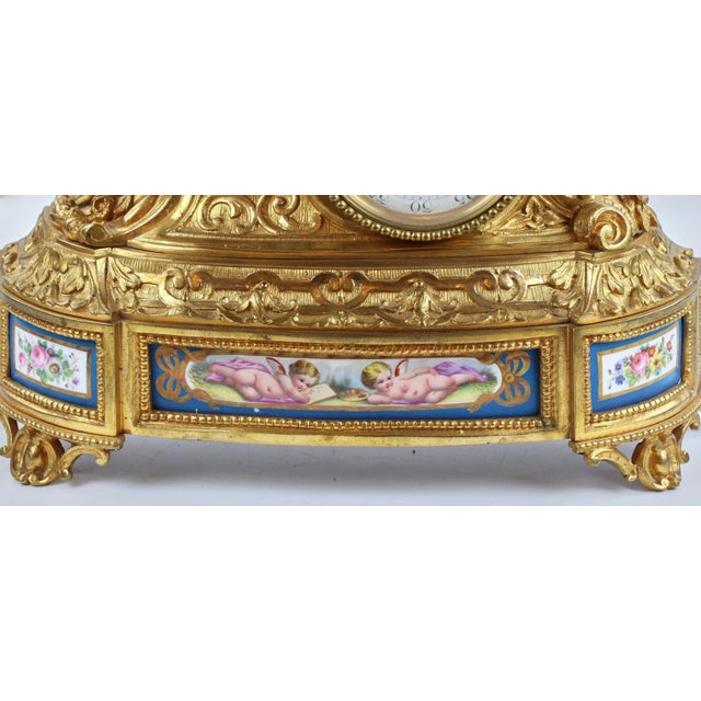 Allegories of Painting Mantel Clock in Gilded Bronze, Early 20th Century For Sale - Image 6 of 11