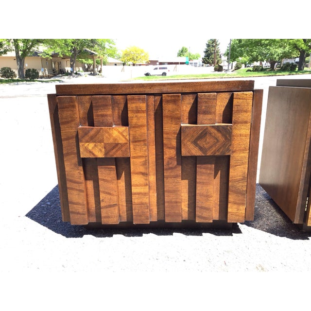 Lane Furniture Mid-Century Lane Brutalist Pair of Nighstands, Circa 1970s For Sale - Image 4 of 12