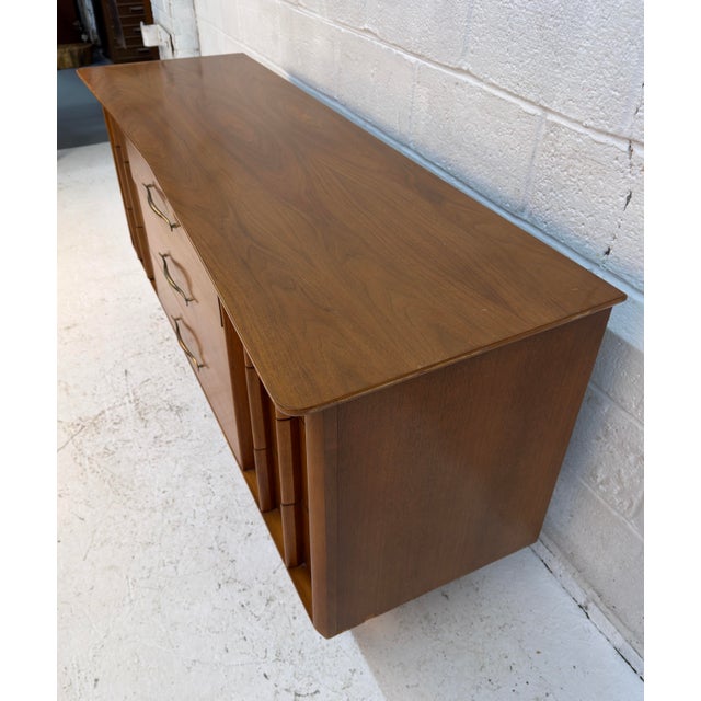 Kent Coffey Walnut Lowboy Dresser With Nine Drawers, 1960s For Sale - Image 11 of 18