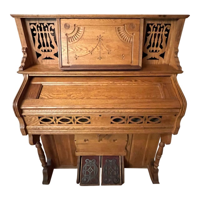 1890s Crescent Oak Pump Organ Made for Harding & Miller For Sale