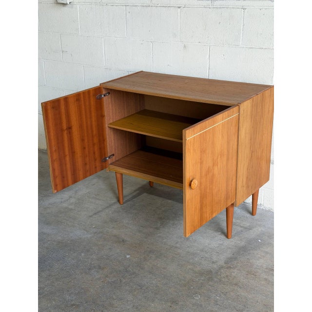 Mid-Century Modern Vintage Danish Modern Teak Storage Cabinet Credenza on Tapered Legs For Sale - Image 3 of 8