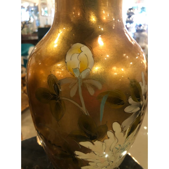 Chinoiserie Vintage Chinoiserie Gold Leaf Brass Floral Birds Table Lamps -A Pair For Sale - Image 3 of 13
