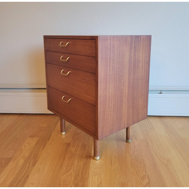 1960s Harvey Probber Mid Century Mahogany and Brass 4 Drawer Dresser Chest For Sale In Providence - Image 6 of 7