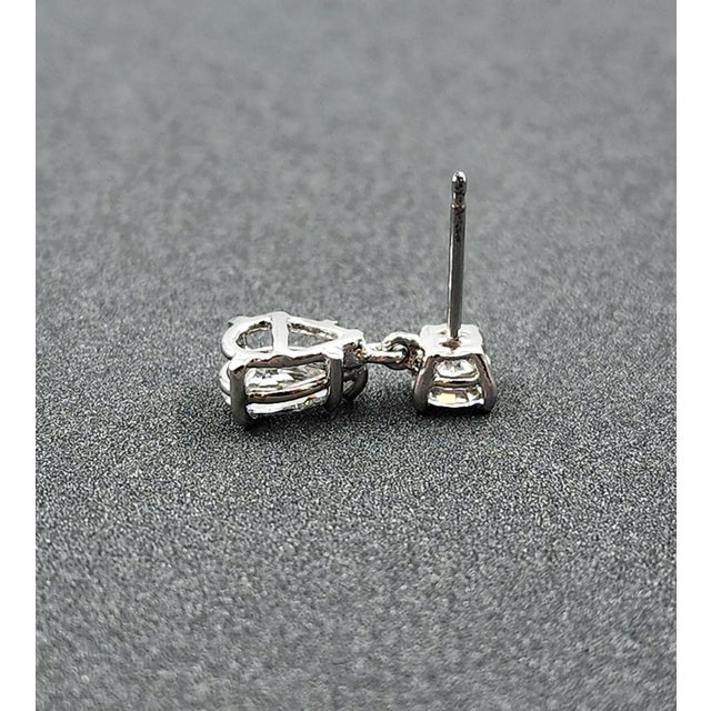 Metal 1.57 Ct Gia Certified Pear & Round Diamond Drop Earrings, A Pair For Sale - Image 7 of 10