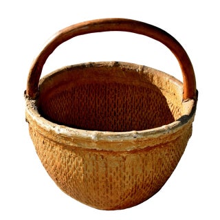 Chinese Country Willow Basket With Tree Branch Handle For Sale