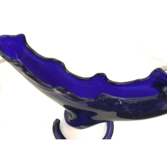 1970s Cobalt Blue Blown Glass American Cornucopia Gondola Centerpiece Vase For Sale - Image 14 of 16