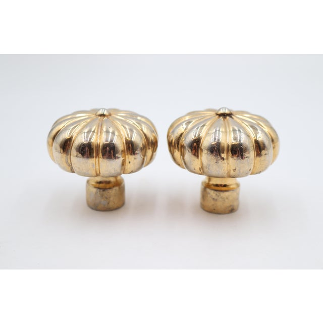Traditional Pair of Reclaimed Polished Cast Brass Fluted Faucet Knobs For Sale - Image 3 of 4
