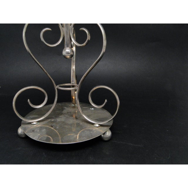 Glass Vase, Great Britain, Early 20th Century For Sale - Image 4 of 13