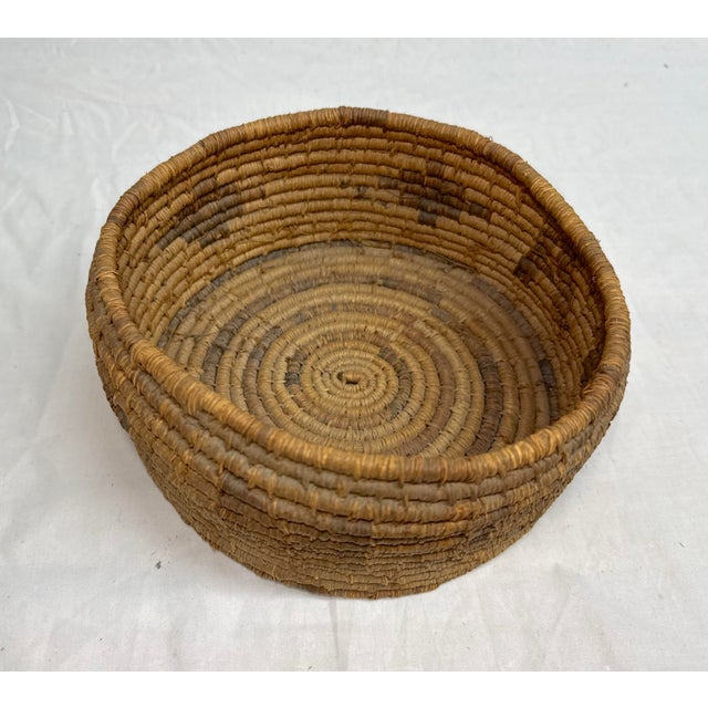 Wood Antique 1800's Native American Comanche Eka Muda Hand Woven Wicker Basket Indian For Sale - Image 7 of 12