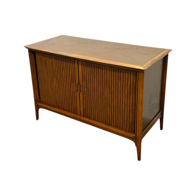 Vintage Mid-Century Modern Walnut Tambour Door Credenza / Media Console For Sale - Image 4 of 8
