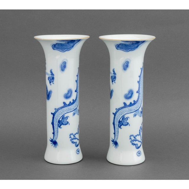 Late 20th Century Mottahedeh for Tiffany & Co "Dragon" Vases For Sale - Image 5 of 9