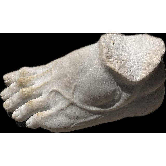 Italian Artist, Classical Greek Style Feet Sculptures, 20th Century, Marble, Set of 2 For Sale - Image 4 of 7