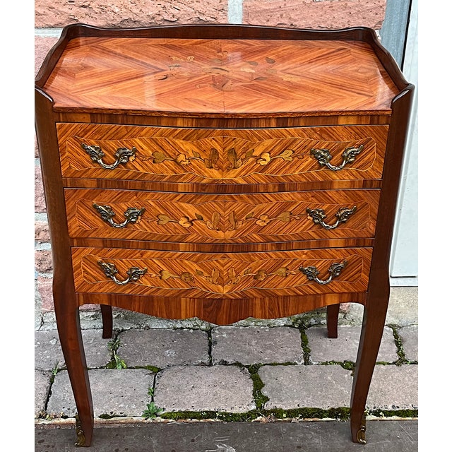 Antique Wood Inlaid Chest of Drawers, 1950s, in Very Good conditions. Designed 1950 to 1959 I have official proof of...