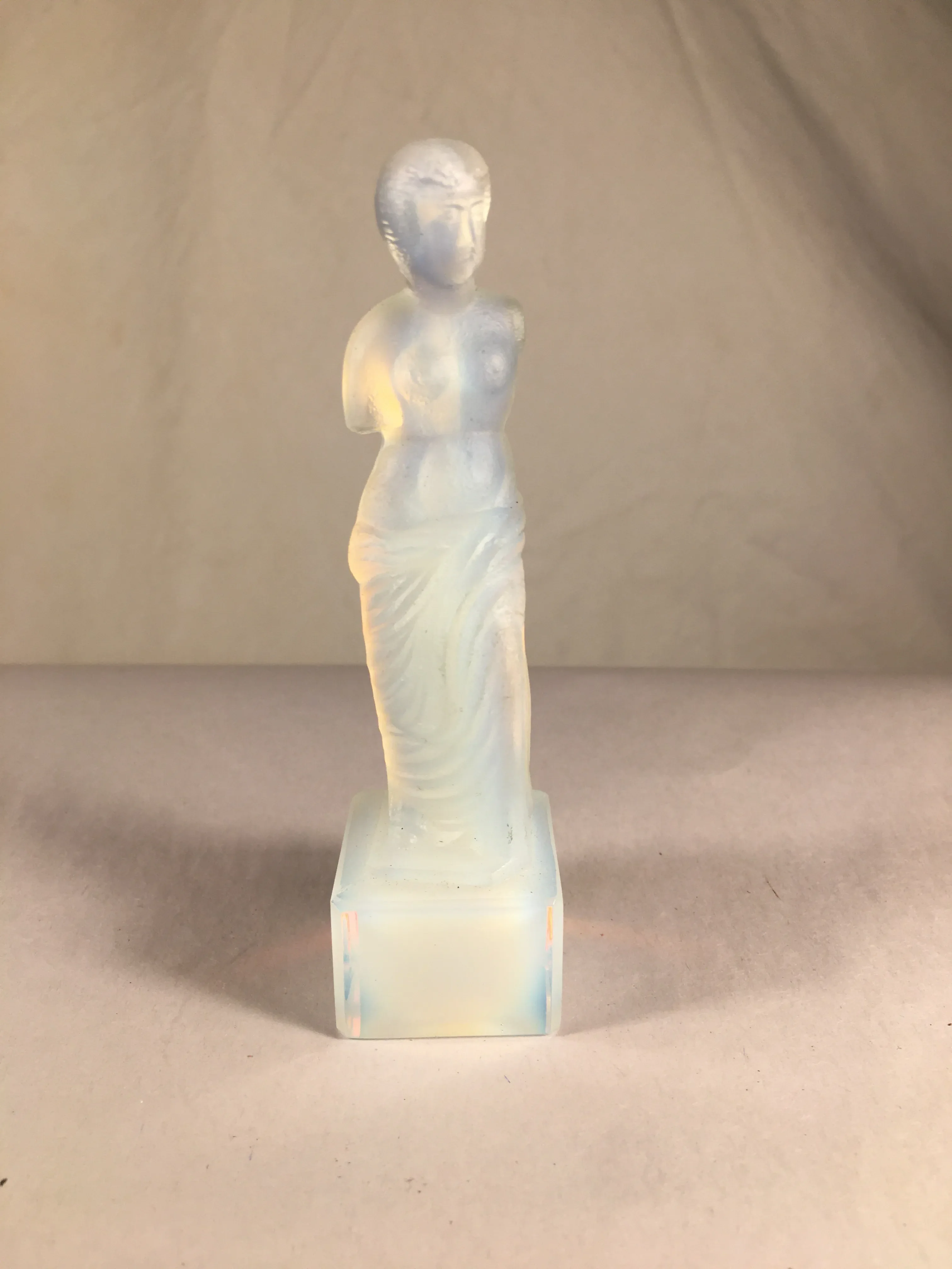 Sabinoガラス ミロのヴィーナス 1980s Sabino Glass Venus De Milo Sculpture | Chairish