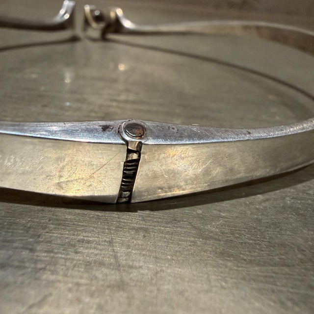 Silver Vintage Mexican Modernist Sterling Silver Collar Necklace For Sale - Image 8 of 14