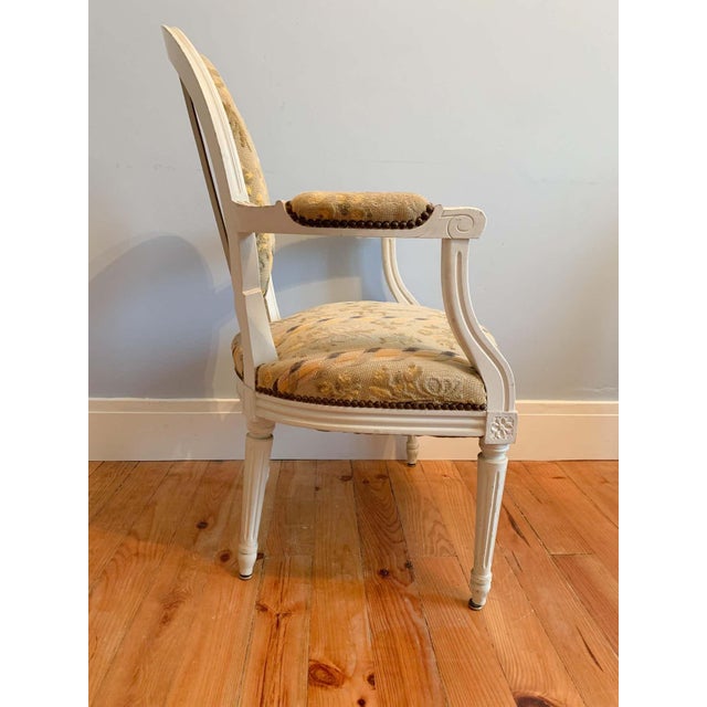 1950s Set of Louis XVI Style Medaillon Armchair & Side Chair in Lacquered Wood, 1950s For Sale - Image 5 of 18