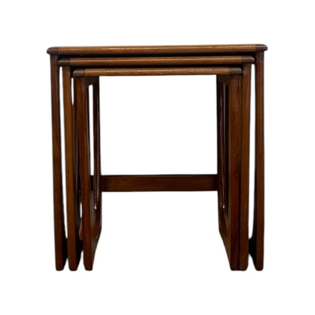 1960s Mid-Century Modern Teak Nesting Tables | Vintage Danish Style Sculptural Side Tables (Set of 3). For Sale - Image 5 of 10
