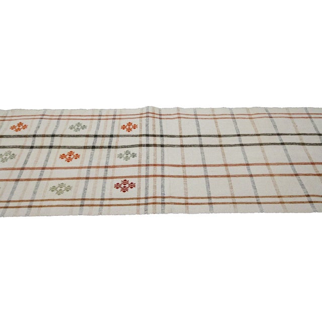 Vintage Modern Turkish Kilim Runner- 2′4″ × 7′7″ For Sale - Image 4 of 7