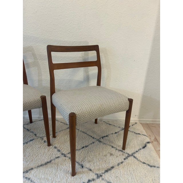 Anne Chairs with Teak Frames by Johannes Andersen for Uldum Møbelfabrik, 1960s, Set of 2 For Sale - Image 10 of 14