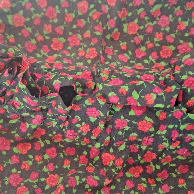 Vintage Sewing Box in Rattan and Metal, 1950s, in Very Good conditions. Designed 1950 to 1959